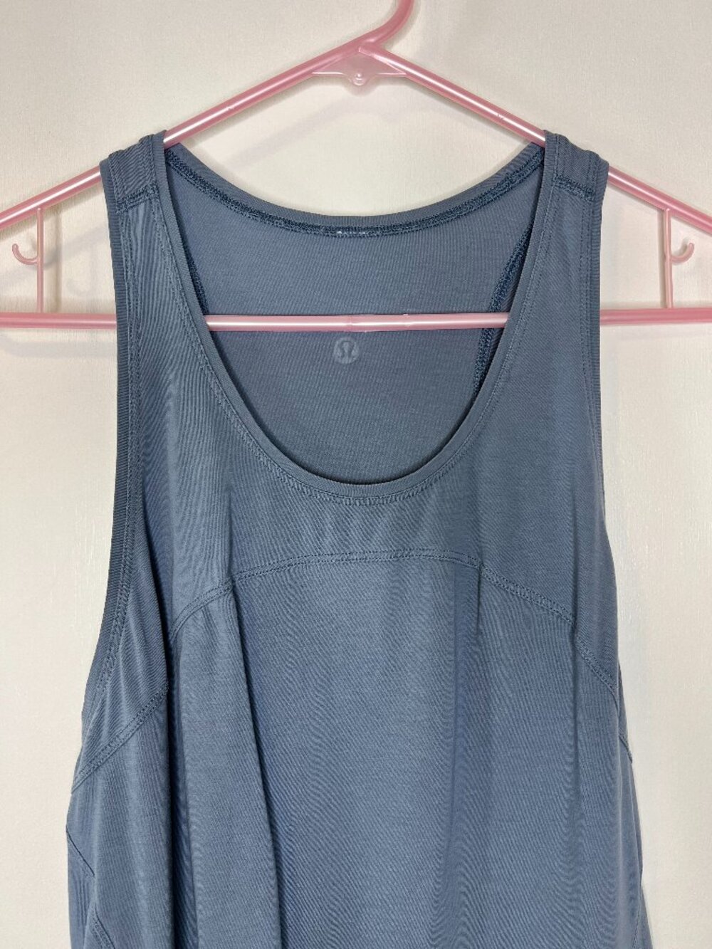 Lululemon Oasis Blue Racerback Tank Top Relaxed Fit Workout Yoga Size 6
